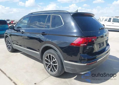 2021 Volkswagen Tiguan 2.0T Se/2.0T Se R-Line Black/2.0T Sel z USA, uszkodzony, nr VIN 3VV3B7AX7MM103299